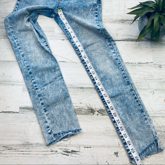 Wild Fable acid wash button fly size 00 - Picture 2 of 5